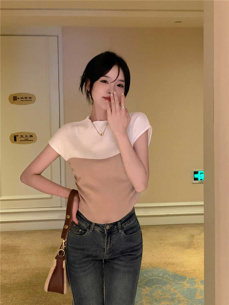Real shot real price Stitching contrast color small high collar waist pleats slim fit short knitted sleeveless T-shirt top women