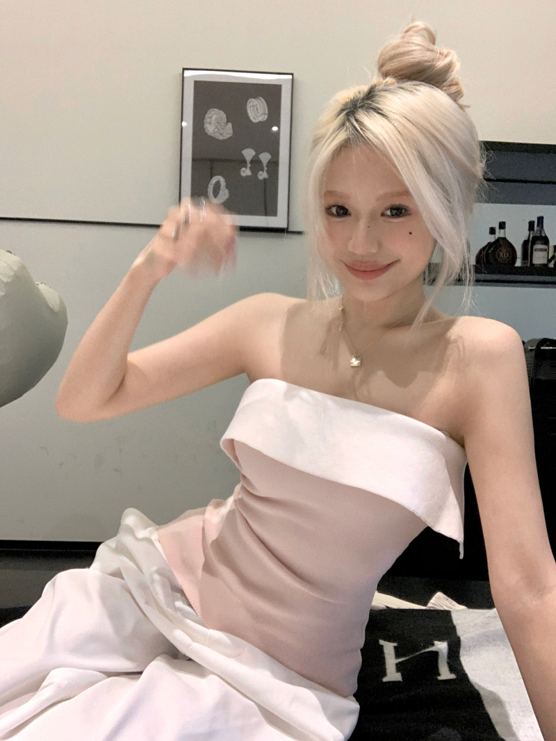 Actual real price, youthful daughter, beautiful color, temperament, wavy edge tube top, heavy industry summer