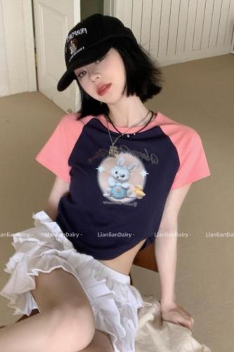 Real shot, unique and chic American retro Hong Kong style chic sweet and spicy short section exposed navel slim short-sleeved T-shirt for women