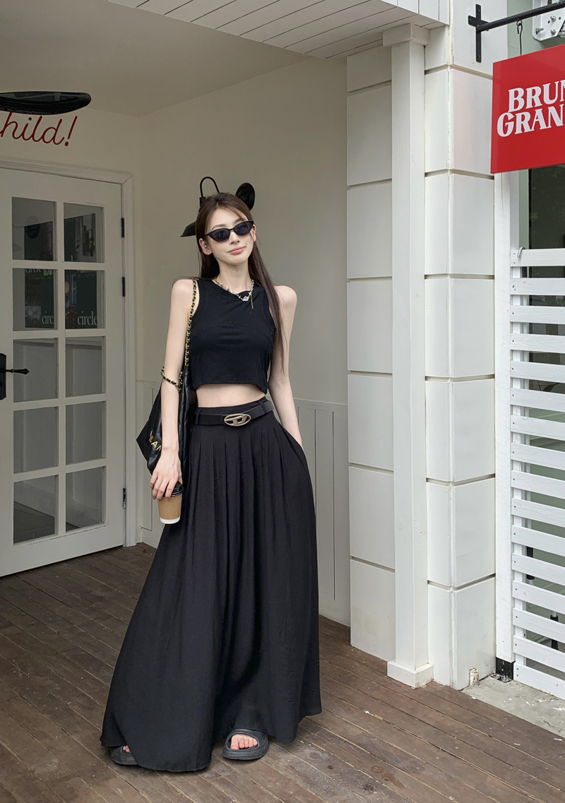 Real Shot Three Standard Qi Hot Girl Design Sense Vest Short Bottom Shirt + High Waist Versatile Long Skirt with Belt