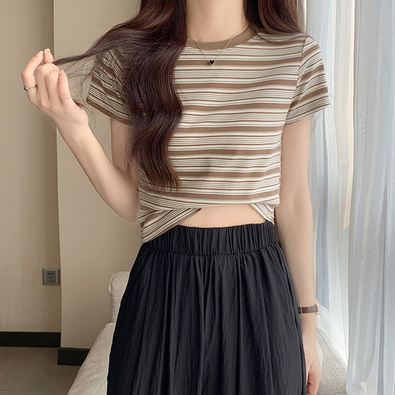 Real price Hong Kong style retro cotton short-sleeved t-shirt women's summer design sense contrast color striped chic half-sleeved top
