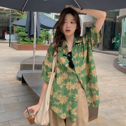 Retro Hong Kong style floral casual short-sleeved shirt women's spring 2023 new single-breasted button loose slimming all-match top