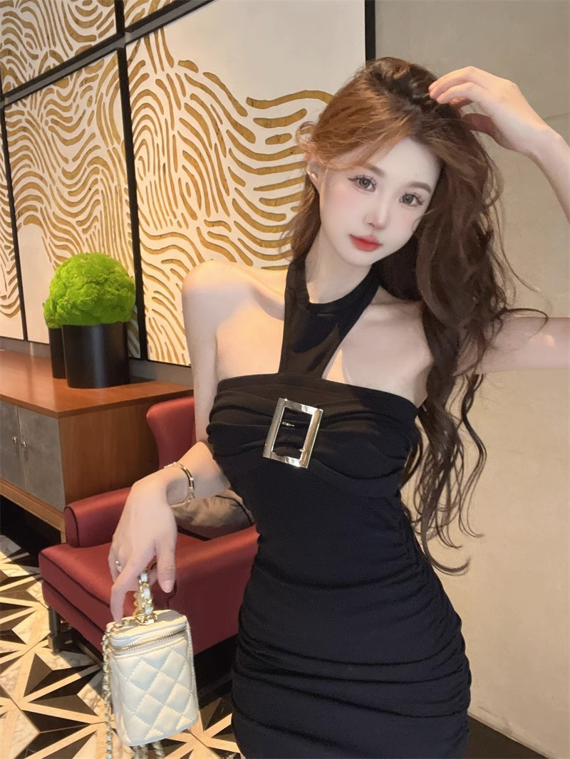 Black hanging neck dress female summer pure desire hot girl skirt sexy temperament small man slim fit bag hip skirt skirt