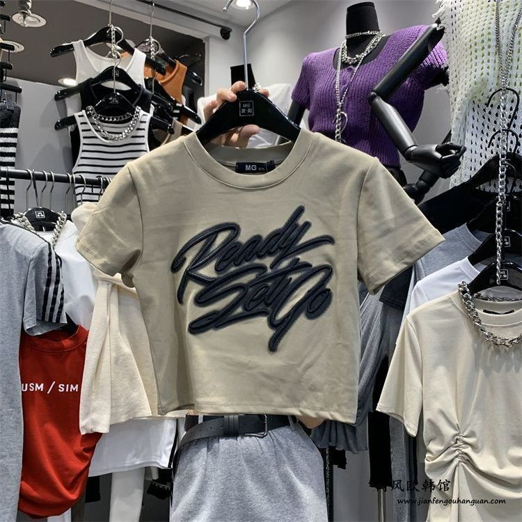 Korean version of graffiti letters Hong Kong flavor hot girl T-shirt exposed navel careful machine top female