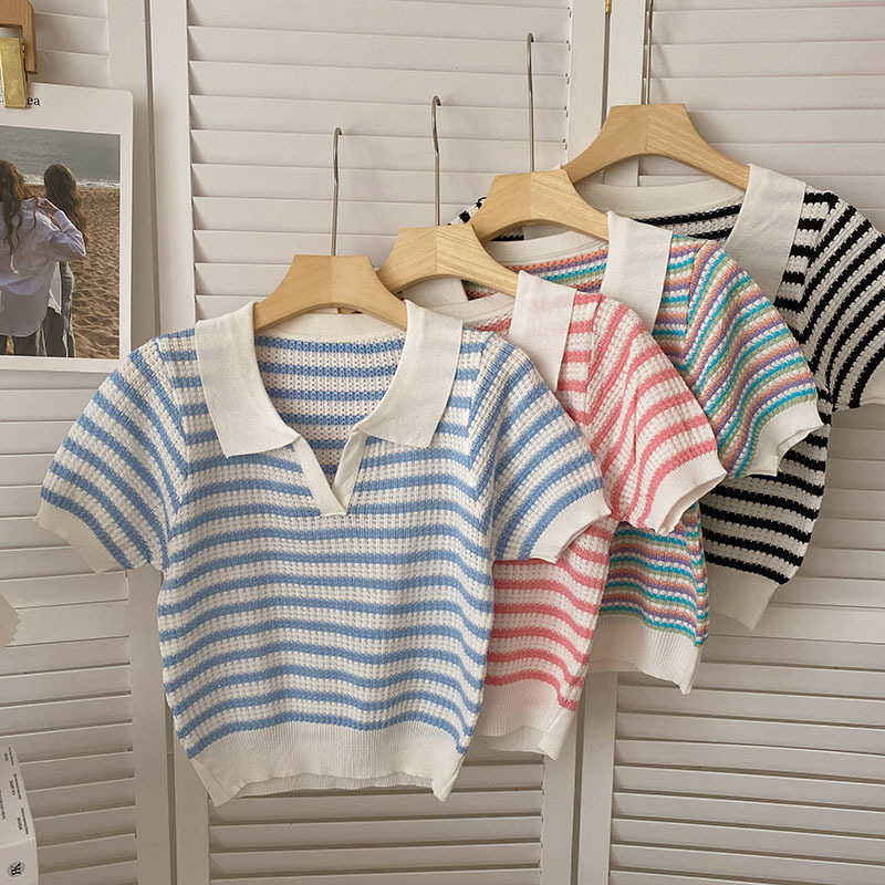 Small fresh green striped knitted sweater women's summer dress 2022 new Korean version slim slim all-match short top
