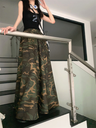 Camouflage long skirt women's summer Korean version 2023 new high waist slimming design sense niche A-line over-the-knee skirt