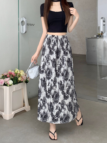 Real shot real price new Korean version of ink painting mid-length pleated skirt with rear slit A-line skirt bag hip skirt female