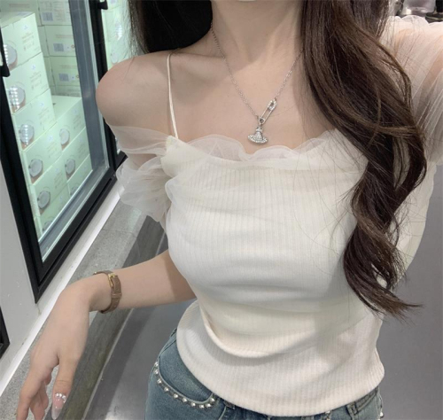 One-word collar sling t-shirt women's summer 2023 new niche small French hot girl mesh off-the-shoulder short top