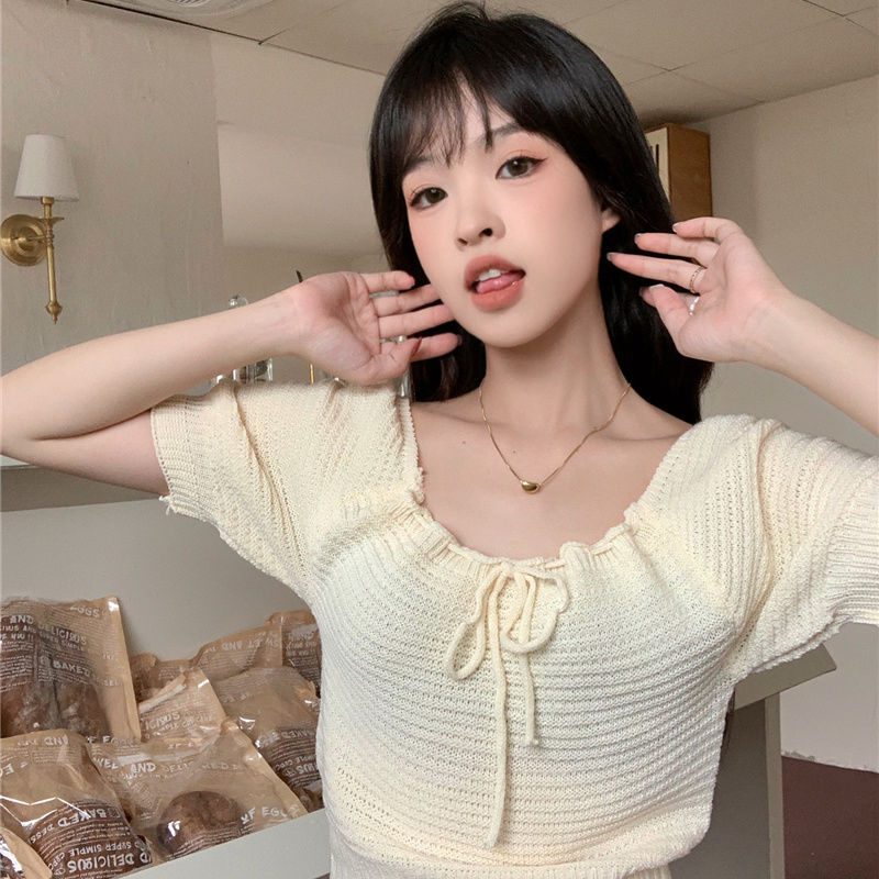 French sweet and spicy pure desire style one-shoulder drawstring puff sleeves slim fit and chic unique top women's Spanish yarn