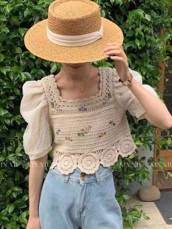 Korean retro style hook flower puff sleeve shirt short-sleeved women's summer design sense niche chic unique top