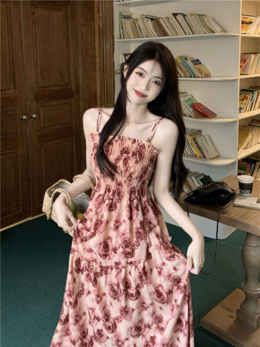 2023 summer new French style waist slimming celebrity temperament rose floral pleated suspender dress female