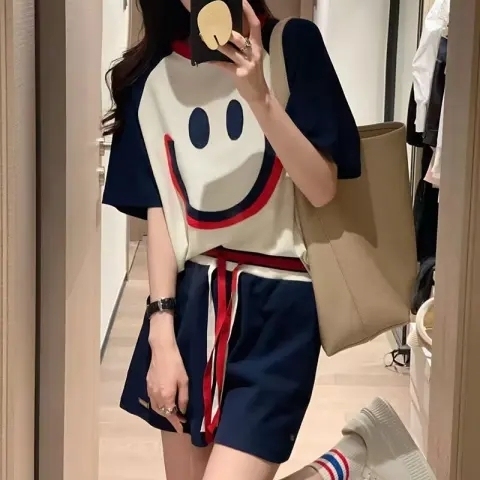 200 catties large size smiley face embroidery sports suit women's summer new loose casual short-sleeved shorts two-piece set