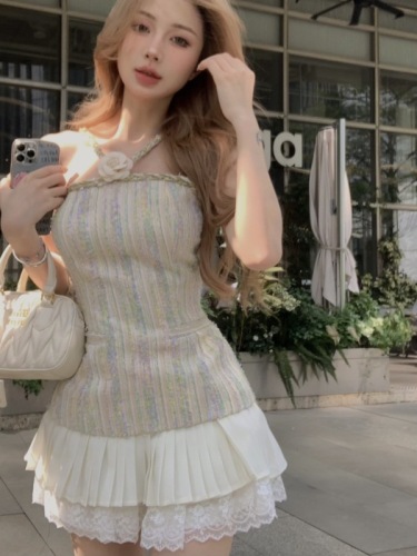 Real shot real price The Wizard of Oz tube top top rose hanging neck small fragrant wind slim vest
