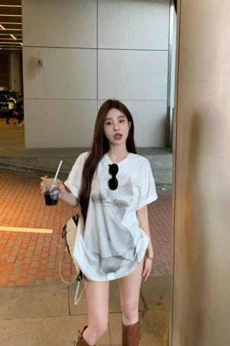 Real shot real price perspective effect loose short-sleeved t-shirt American street lower body missing half-sleeved top