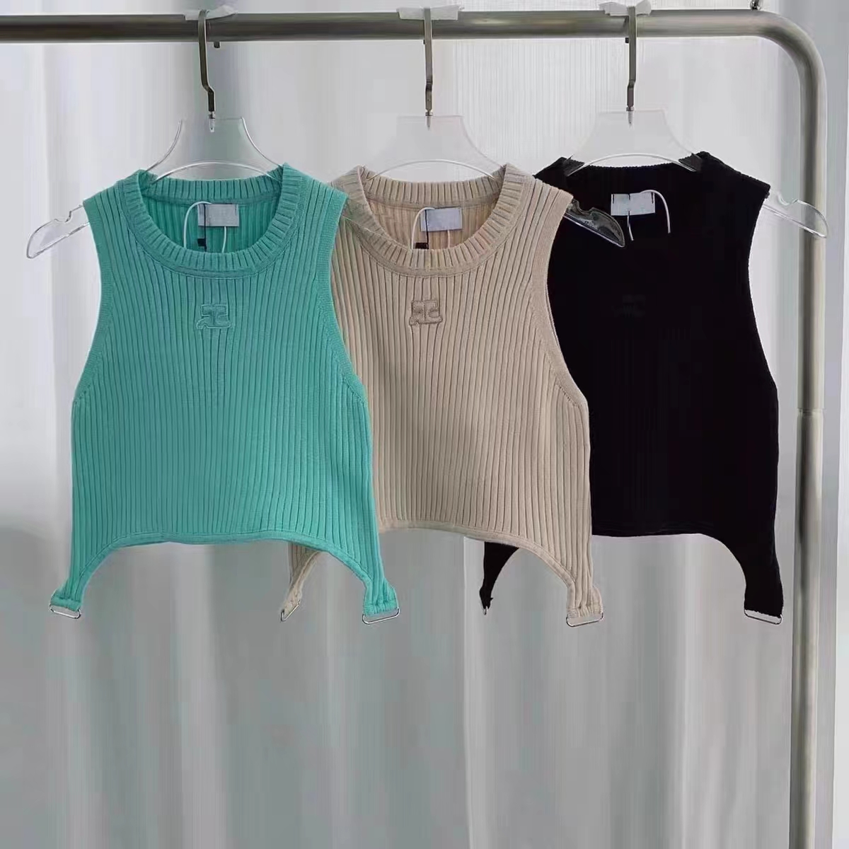 Design sense niche babes slim body solid color camisole women's summer short style inner wear outer wear sexy knitted bottoming shirt