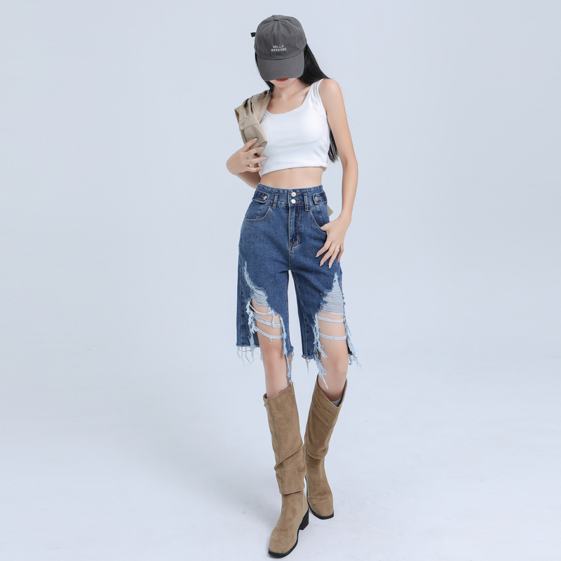 Real shot 2023 sweet and cool summer new high waist five-point denim shorts look thin ripped American straight trousers