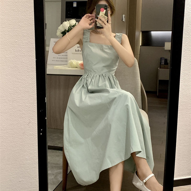 Vitality girl dress women's summer 2022 new mid-length waist and thin outer wear temperament first love suspender skirt