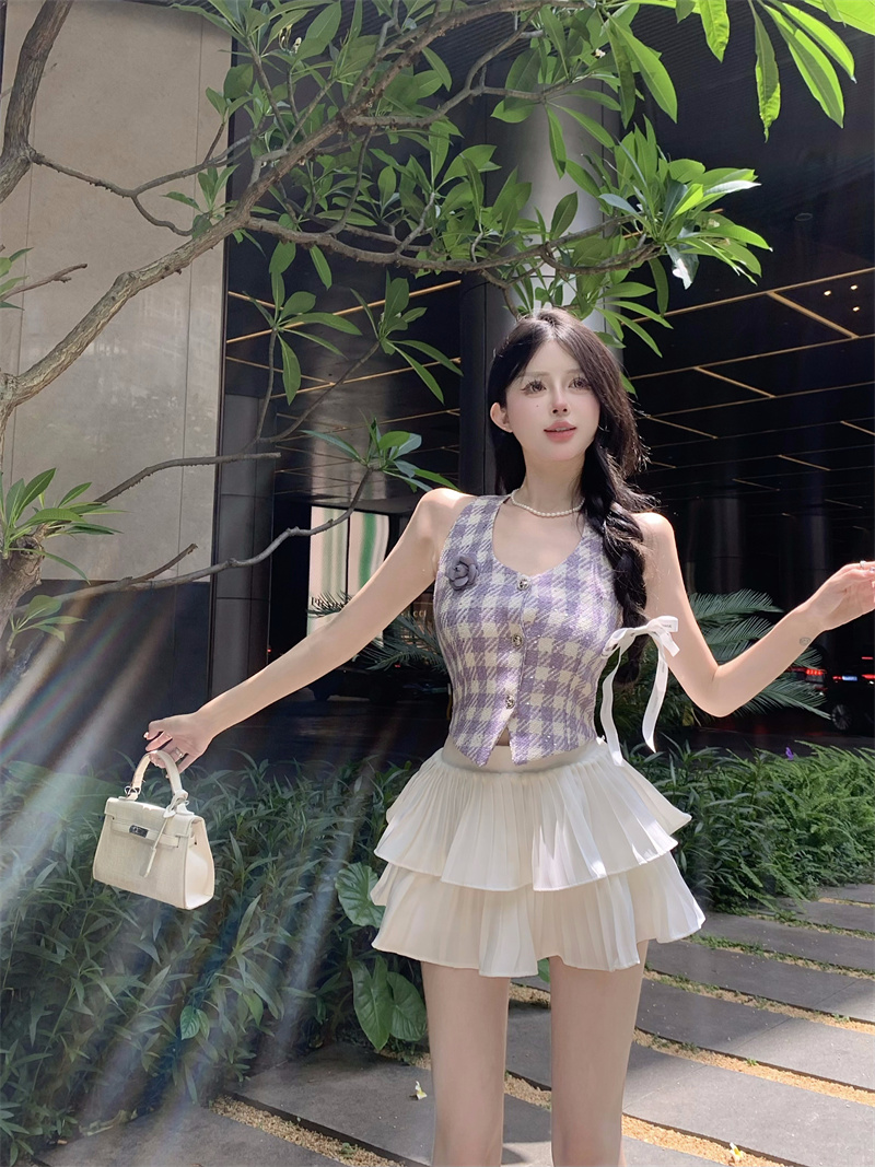 Real shot real price Short woven plaid small fragrance style halter neck v-neck top + hot girl high waist pleated culottes suit
