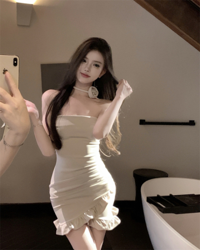 Real shot real price pure desire sexy flower one-shoulder tube top waist irregular lotus leaf edge bag hip dress skirt