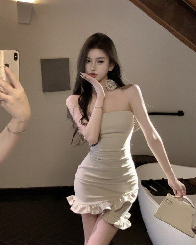 Real shot real price pure desire sexy flower one-shoulder tube top waist irregular lotus leaf edge bag hip dress skirt