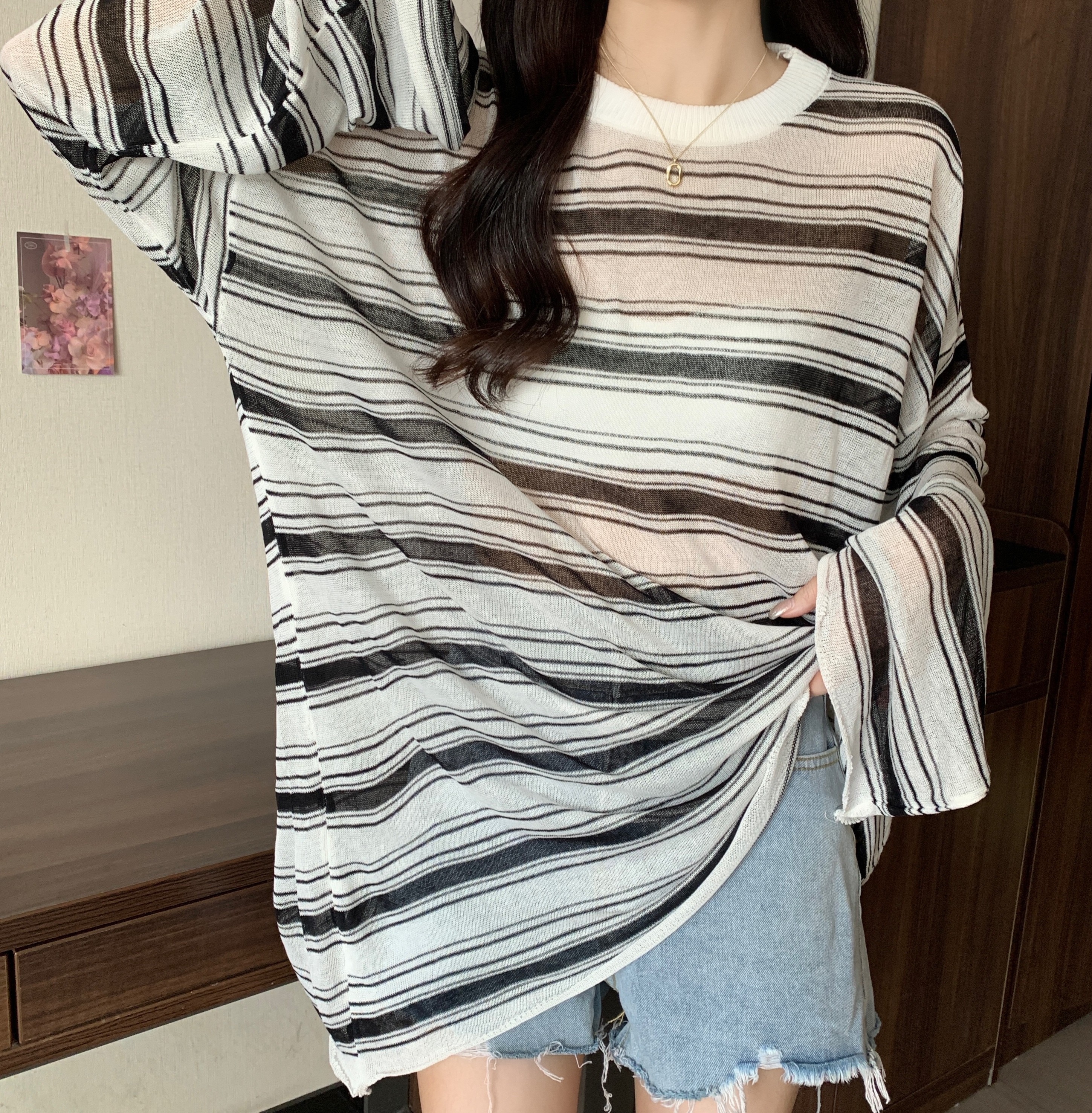 Korean style large size fat mm loose lazy striped round neck sweater for women