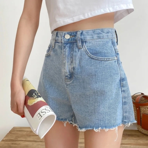 Light-colored denim shorts women's summer high waist slimming 2023 new style A-line pants loose short hot pants with raw edges