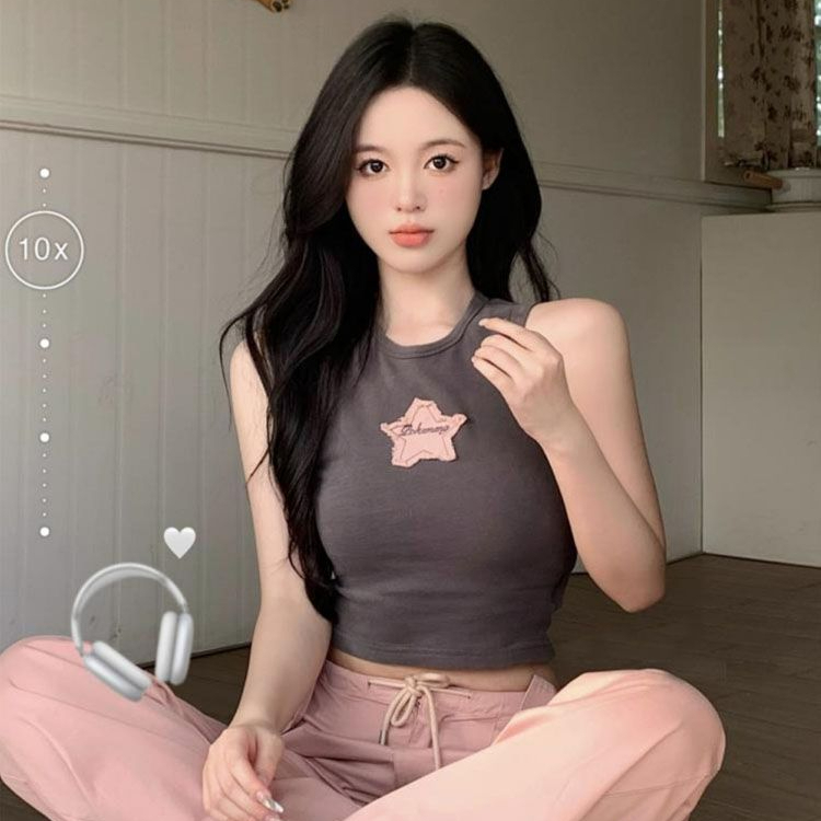 Ins sweet cool hot girl star top women's self-cultivation slim sleeveless short vest sling