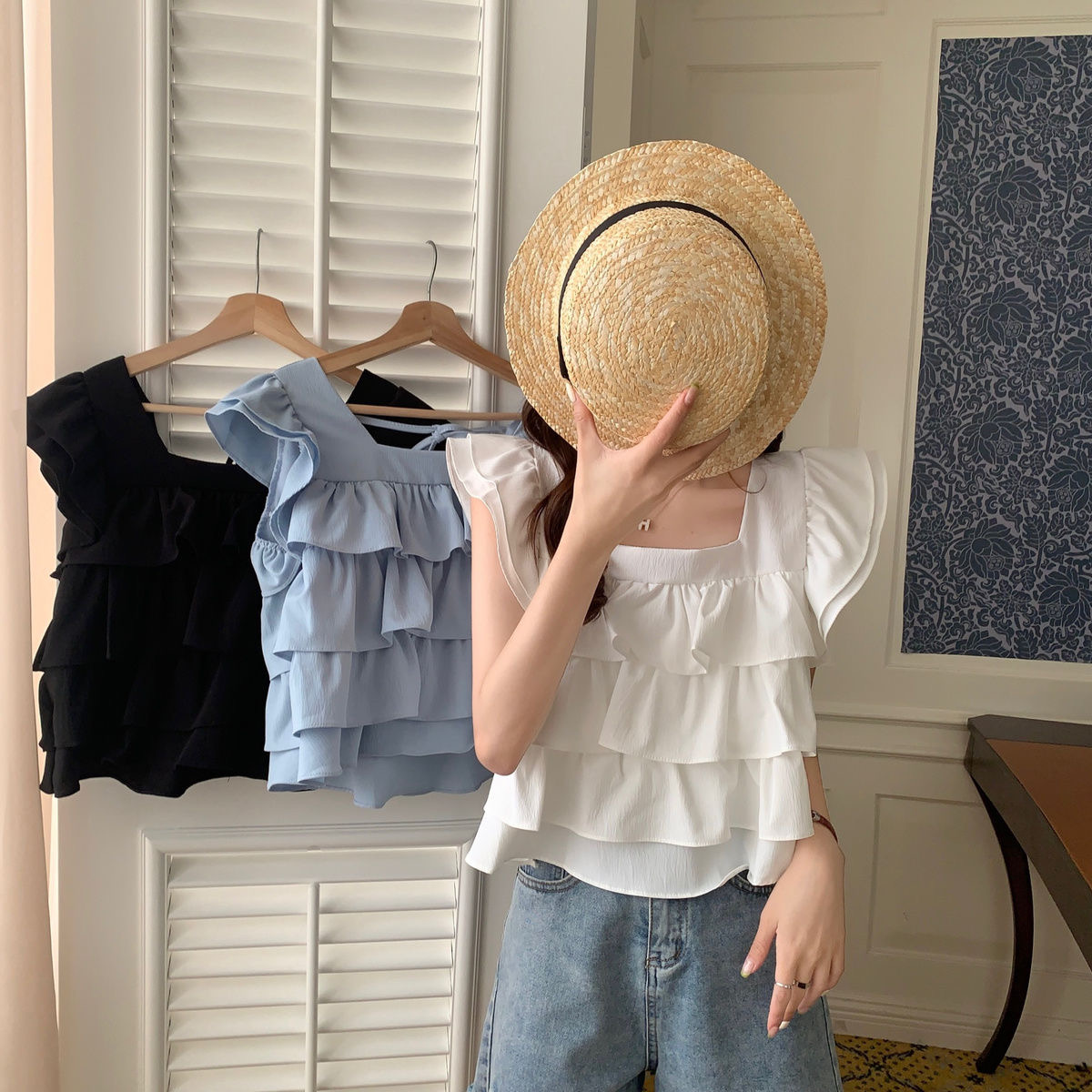 Sweet temperament loose ruffles flying sleeves square collar vest cake sleeveless