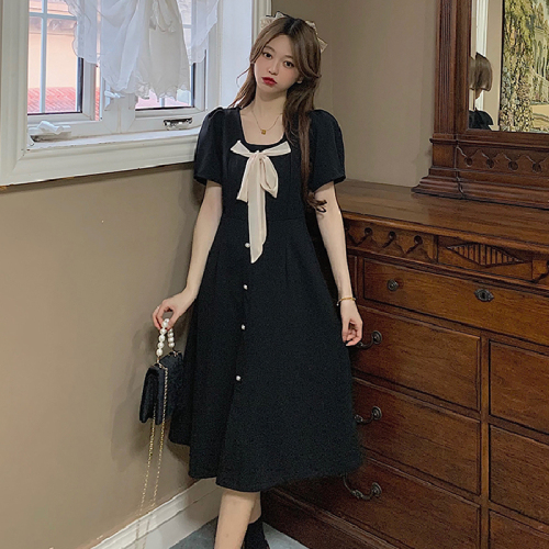 2023 Summer New French Retro Lace-up Bow Knot Waist Slimming Age-Reducing Campanulaceae Temperament Noble Dress