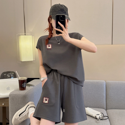 Casual sports suit women's summer 2023 new loose fashion short-sleeved shorts two-piece set running ins tide