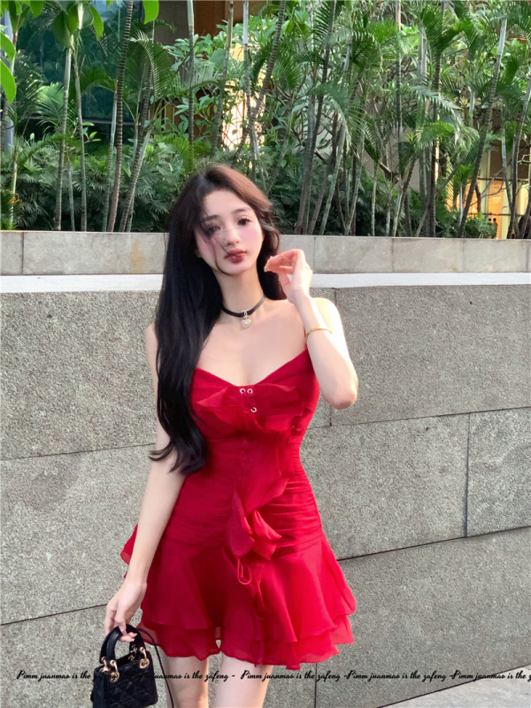 Real price real shot French red rose V-neck suspender dress new style small hot girl waist slimming a-line skirt