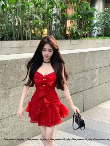Real price real shot French red rose V-neck suspender dress new style small hot girl waist slimming a-line skirt