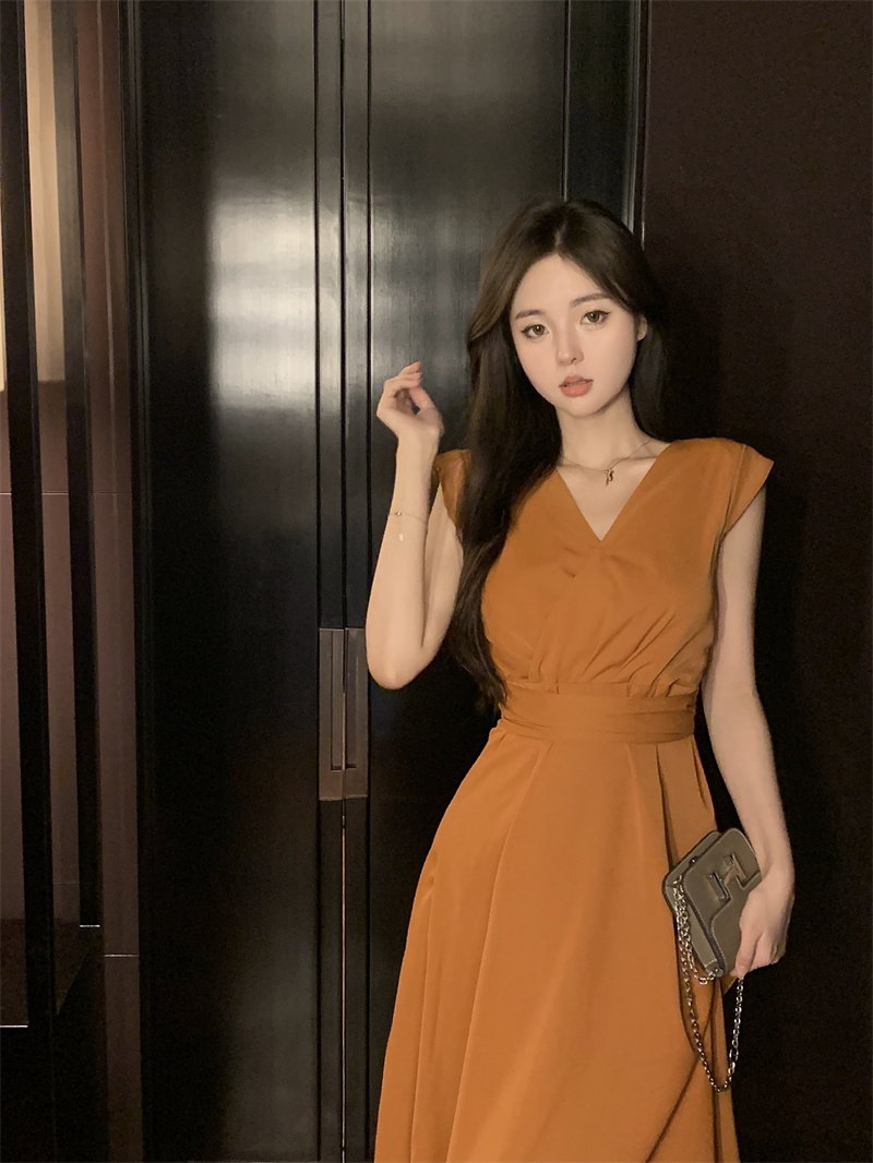 New V-neck slim waist dress slim dress