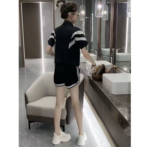2023 summer new foreign style fashion suit women's short-sleeved top casual shorts sports two-piece set fried street