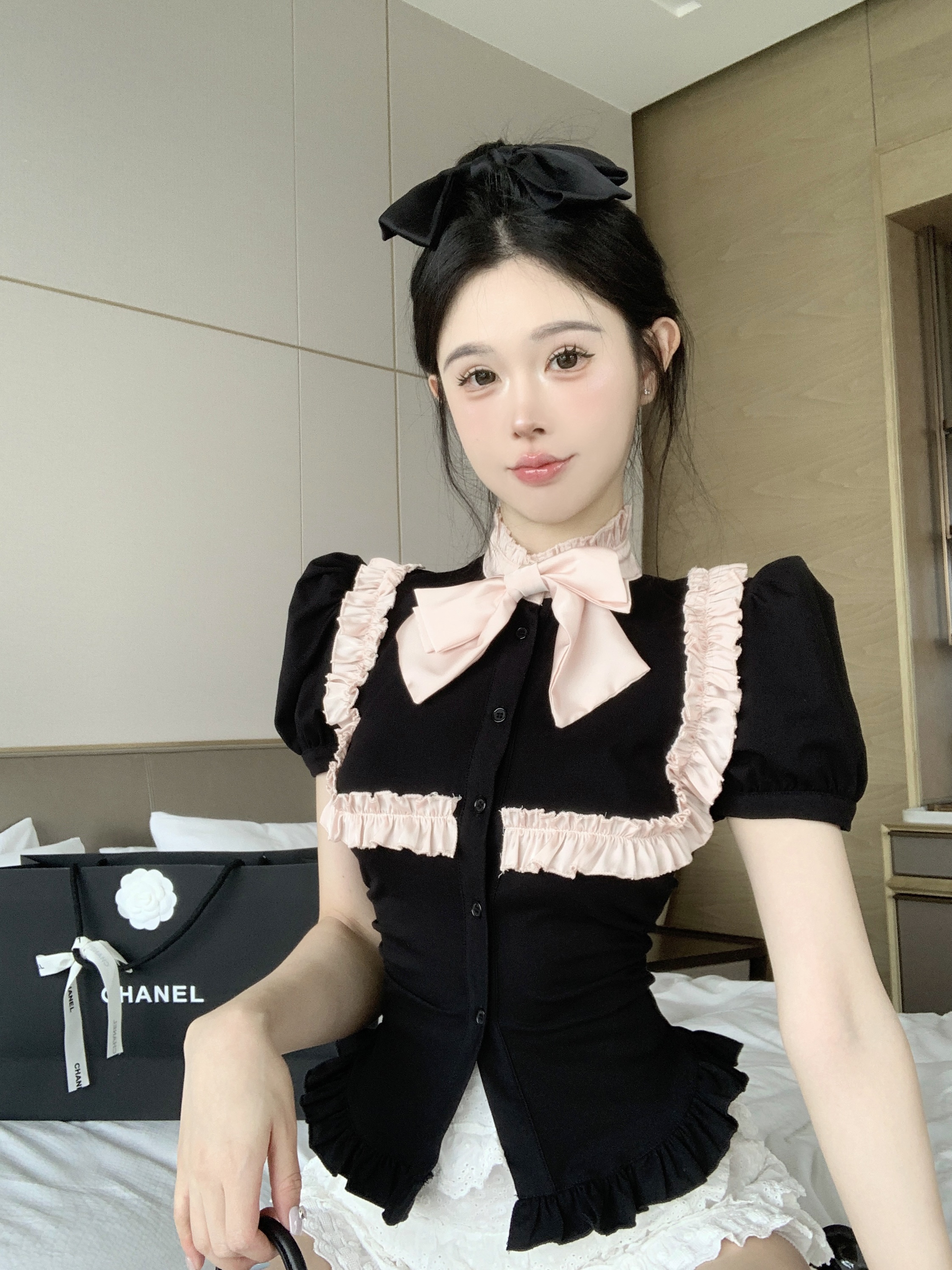 Pure Desire Sweet Bow Panel Lace Shirt Top