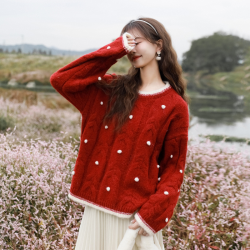Christmas red cable sweater women's design sense niche  autumn new lazy wind small foreign style sweater