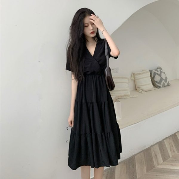 Black dress female summer 2023 new French style large size women's clothing fat mm design sense chiffon tea break long skirt