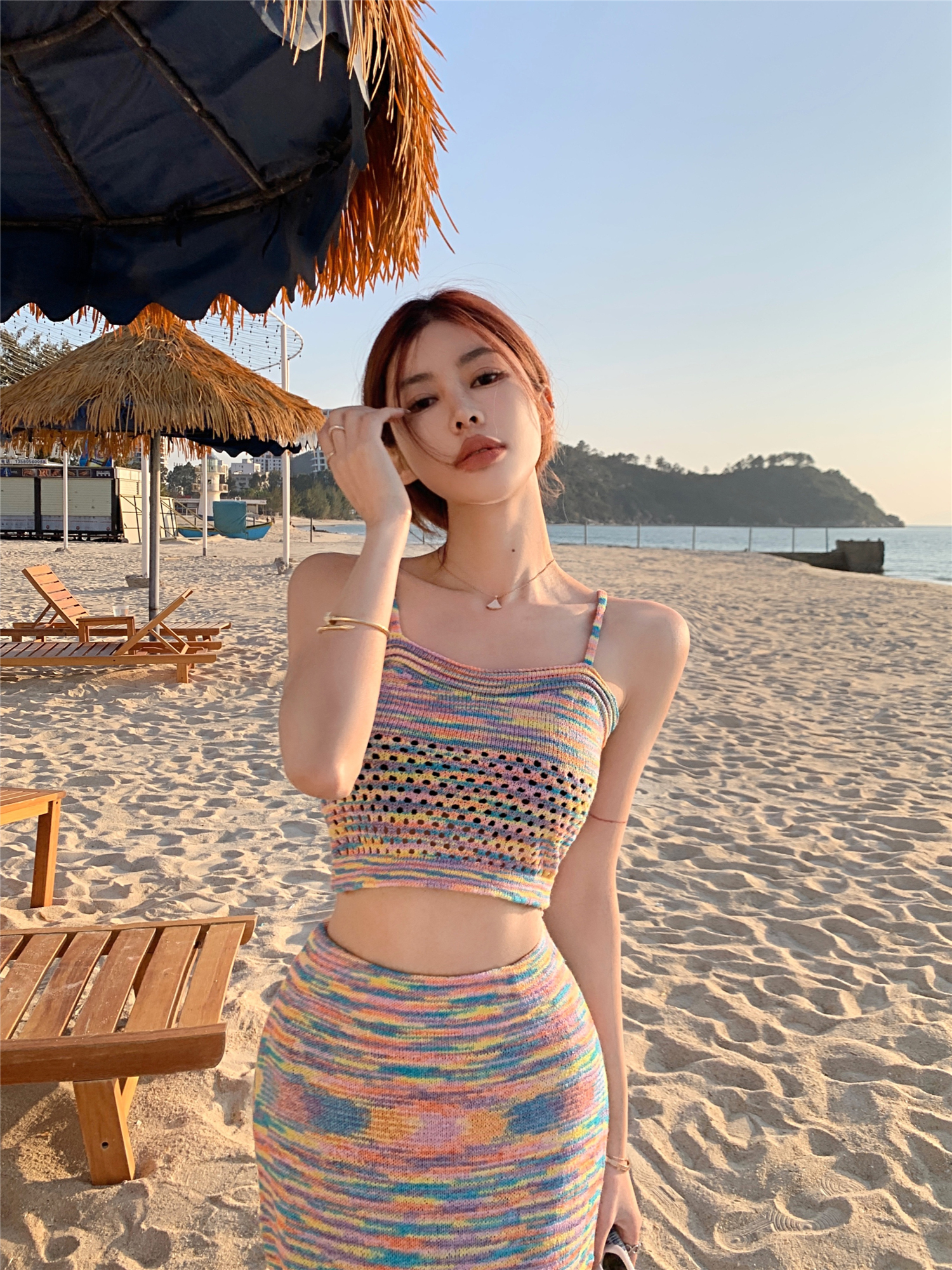 ~Retro sweet design sense rainbow color contrast short suspenders high waist mid-length skirt suit