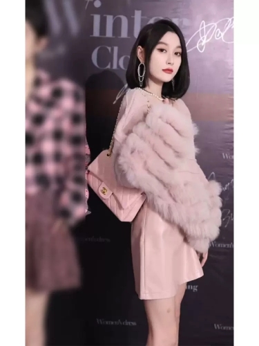 Early autumn fashion chic, foreign style, age-reducing temperament, celebrity, small fragrance, soft waxy mink fleece sweater, two-piece suit skirt