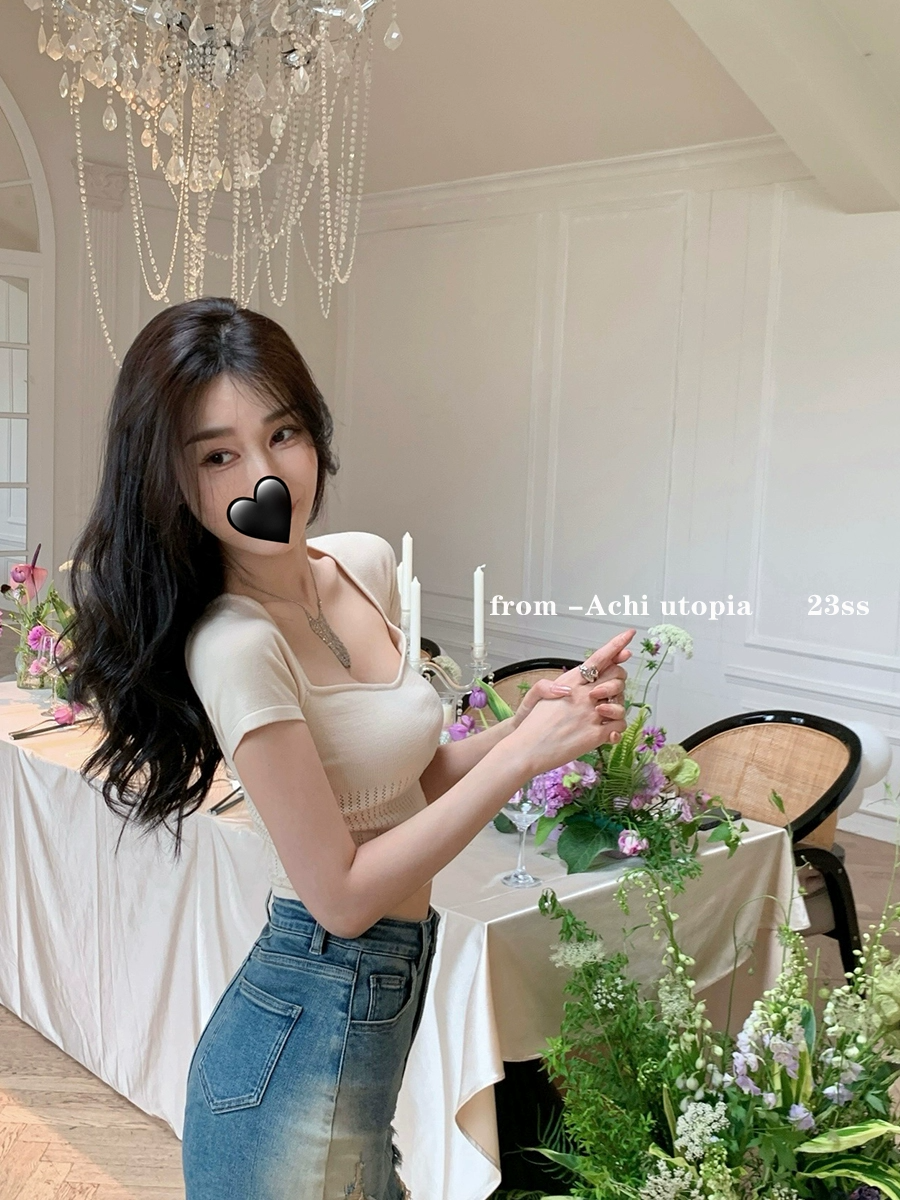 ACHI Daya Pond white square collar elastic tencel cotton knitted T-shirt short-sleeved summer trapezoidal collar slim short top
