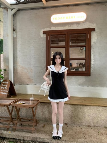 Sweet slimming lace navy collar color-block pleated dress
