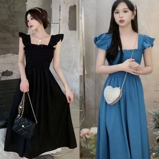 2023 summer new French temperament small flying sleeves pleated waist dress Hepburn style square collar tea break mid-length skirt