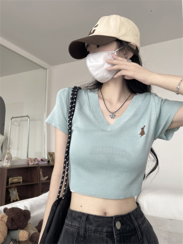 American sweet and spicy v-neck short-sleeved T-shirt women's summer slim and thin short knitted sweater top