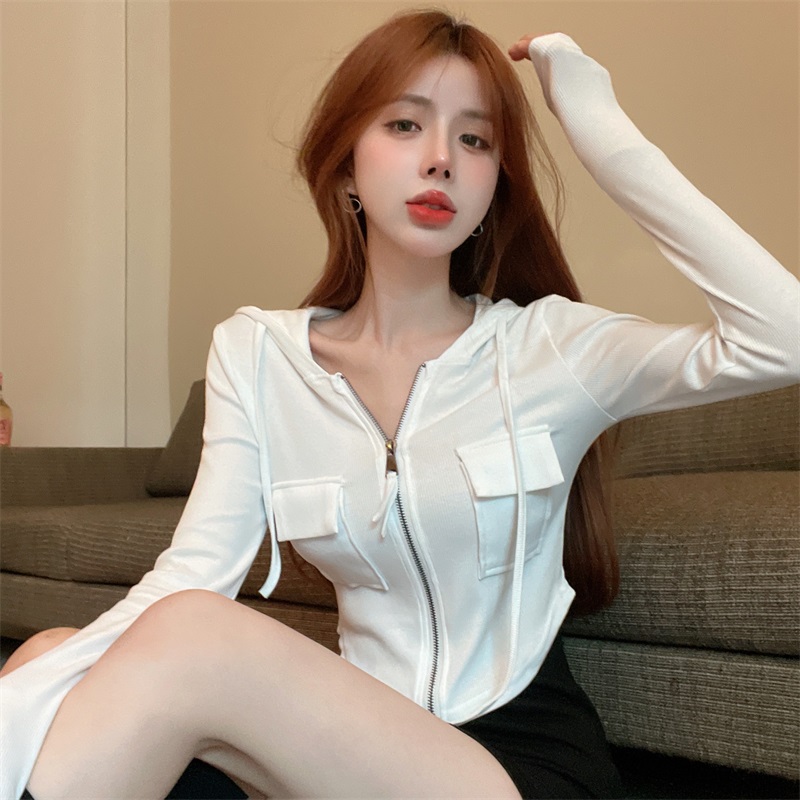 2023 early autumn hooded top short design sense hem curved zipper jacket thin top