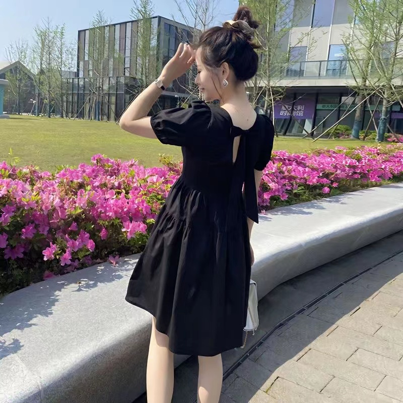 Dress female 2023 summer new Korean version mid-length French loose square collar Hepburn style bow skirt slim