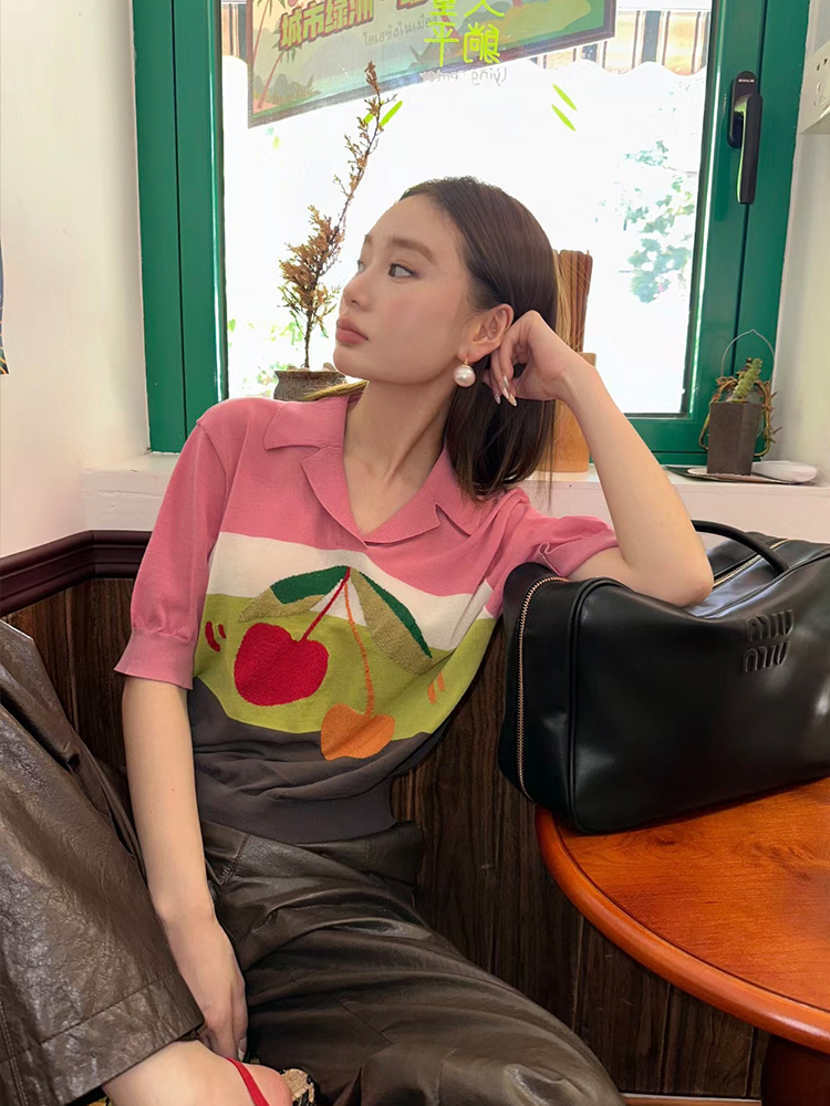 2023 summer new dynamic cherry series cherry embroidery loose short-sleeved T-shirt