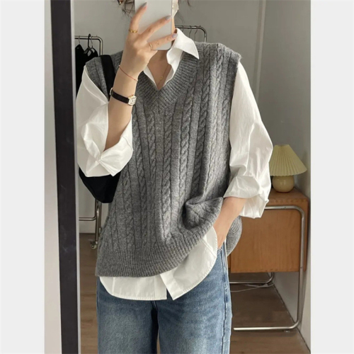 2023 suit women's solid color knitted vest vest women's early autumn Japanese style outer jacket small waistcoat sleeveless sweater