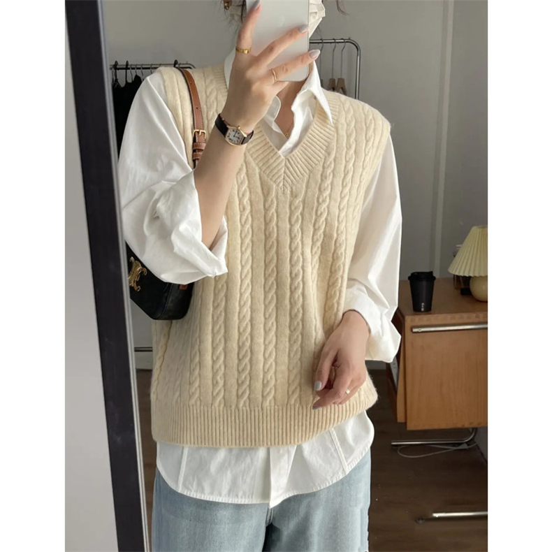2023 suit women's solid color knitted vest vest women's early autumn Japanese style outer jacket small waistcoat sleeveless sweater