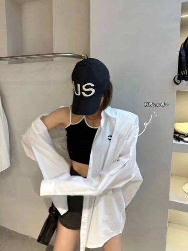 Ins style 2023 summer new Korean niche design sense casual loose thin section sunscreen long-sleeved shirt women