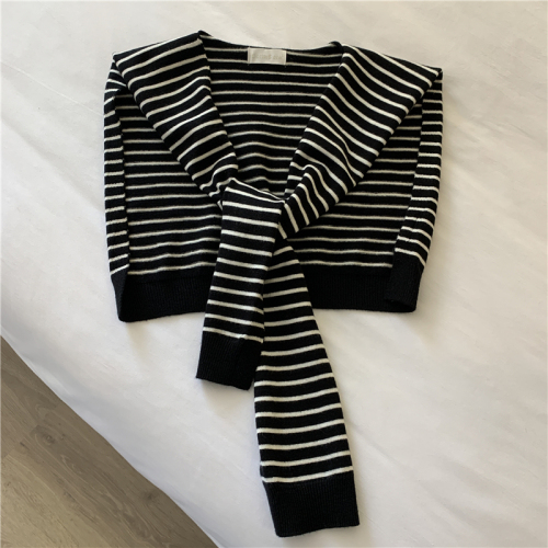 Knitted striped shawl women's summer air-conditioned room neck protection shawl spring and autumn outer wear vest Korean version of foreign style all-match shoulders